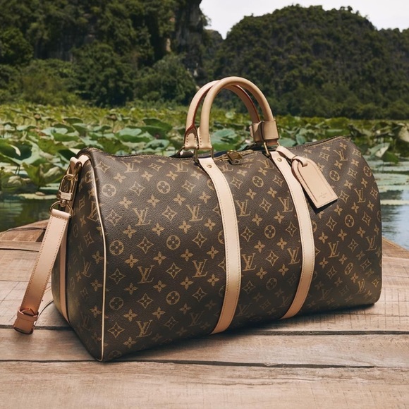 Louis Vuitton Handbags - 💎✨LIKE NEW✨💎 Keepall Bandouliere With Strap Auth